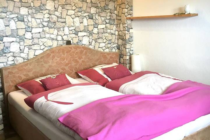 Ferienwohnung für 2 Personen, mit Balkon und Garten in Tröstau - 2