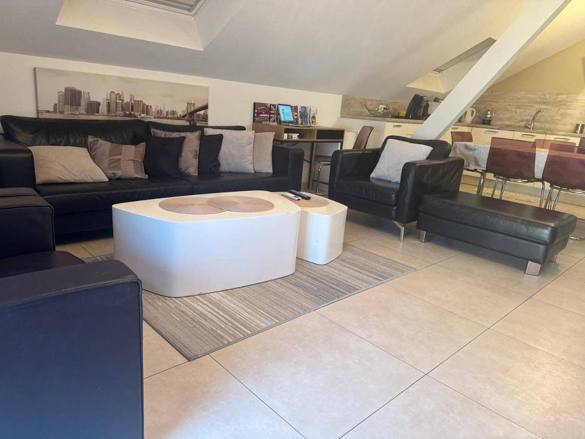 Appartement entier, Bes Apartment,, Attique neuf avec confort in Wittenheim, Région de Mulhouse