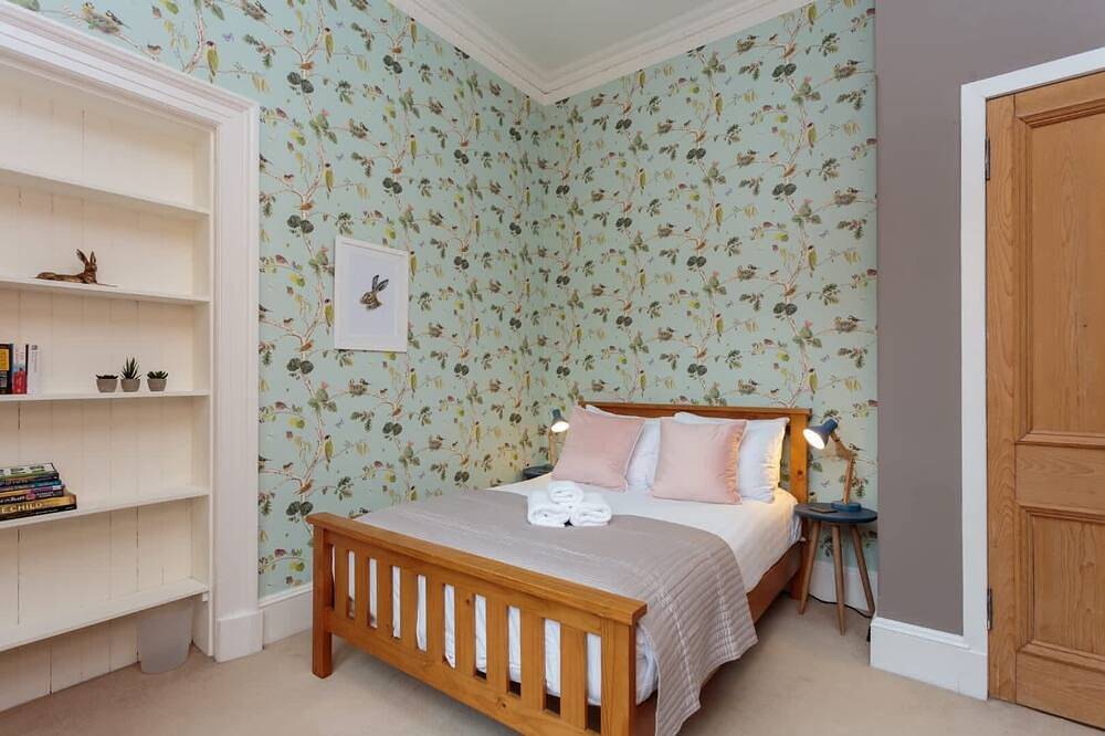 Appartamento intero, Spacious drawing room apt, 10 mins to Princess st. in Edimburgo, Lothian