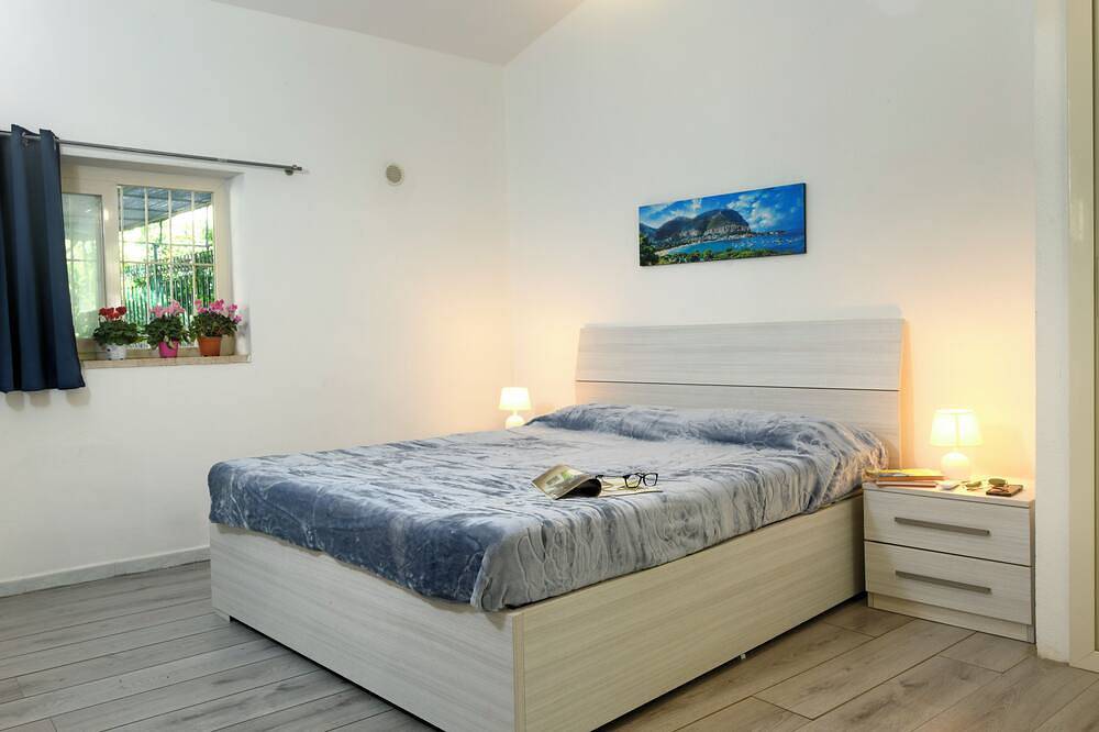Mondello Vacation Home Villa Rosa in Mondello, Palerme