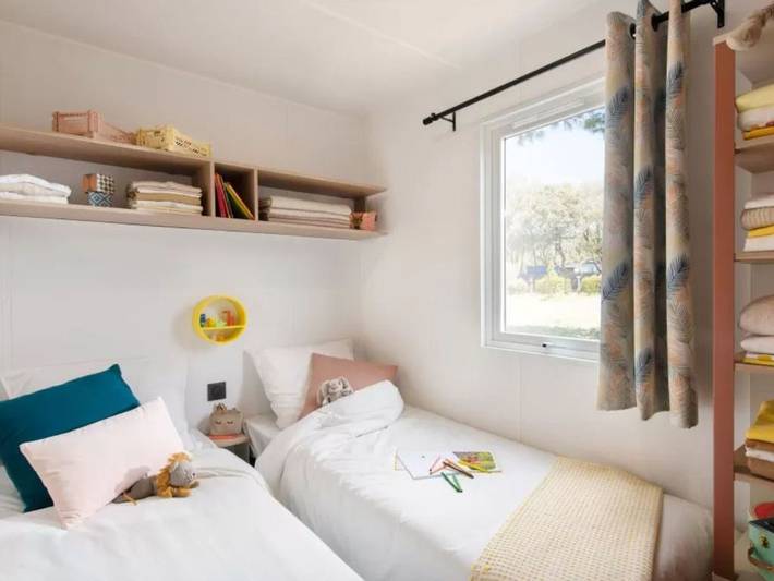 Mobil home pour 6 personnes, avec terrasse et piscine, animaux acceptés à Visan - 4