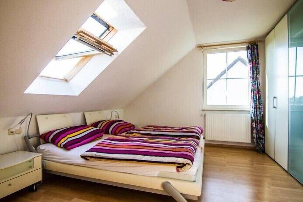 Ganze Wohnung, Charmantes Ferienhaus ruhig gelegen für 6 Personen in Welzin, Usedom Stadt