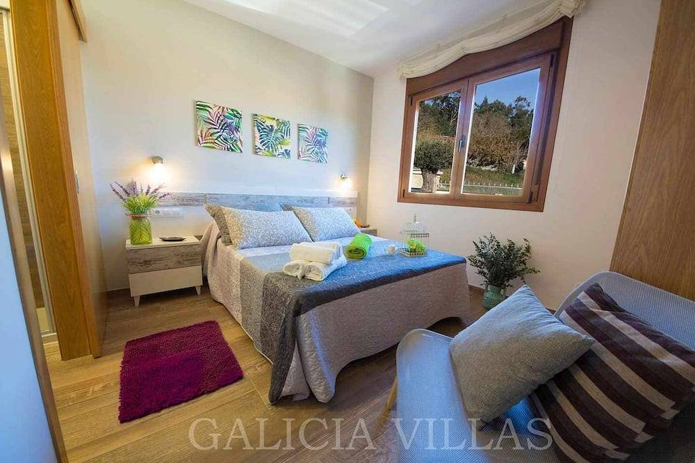 Rural house with pool and incredible views of the Ria de Pontevedra in Poio, Galician Coast