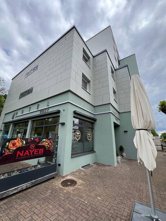 Hotel für 3 Personen, mit Terrasse und Garten in Kelkheim (Taunus)