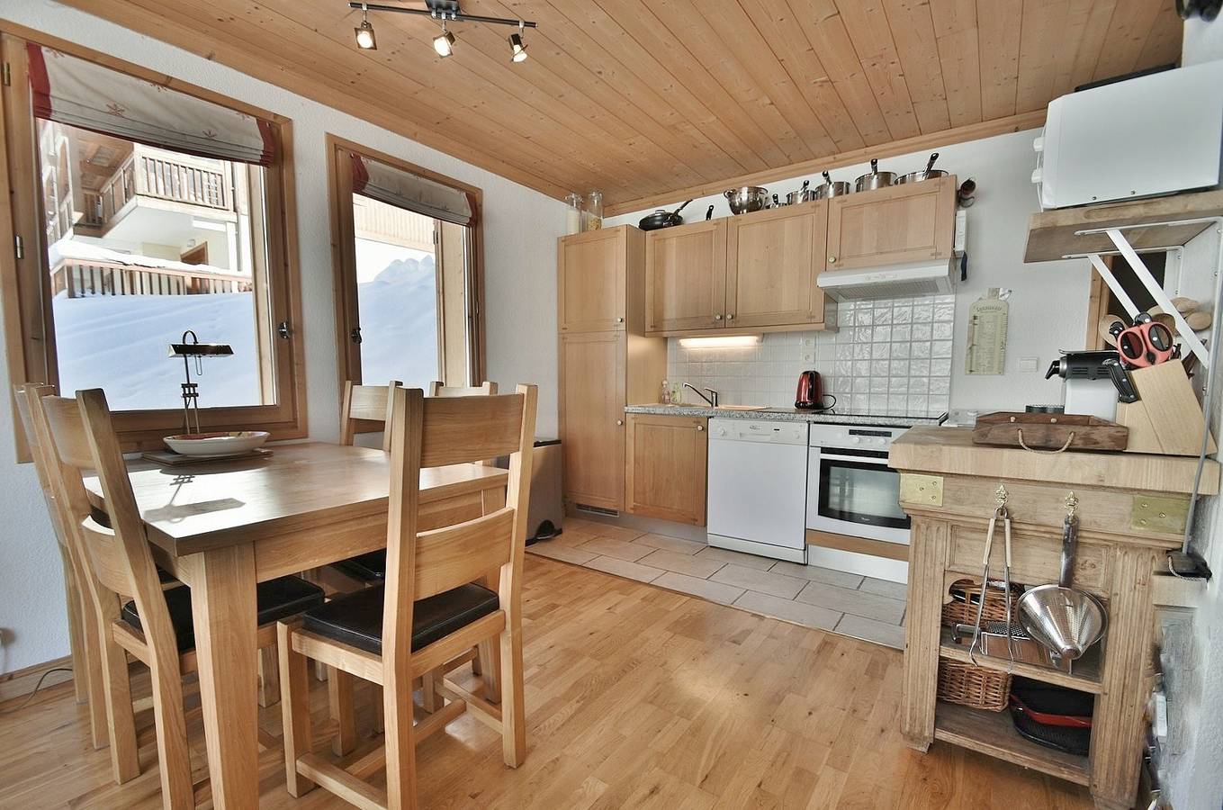 Entire apartment, Refuge Le Bardeau B2 in Le Grand-Bornand, Annecy region