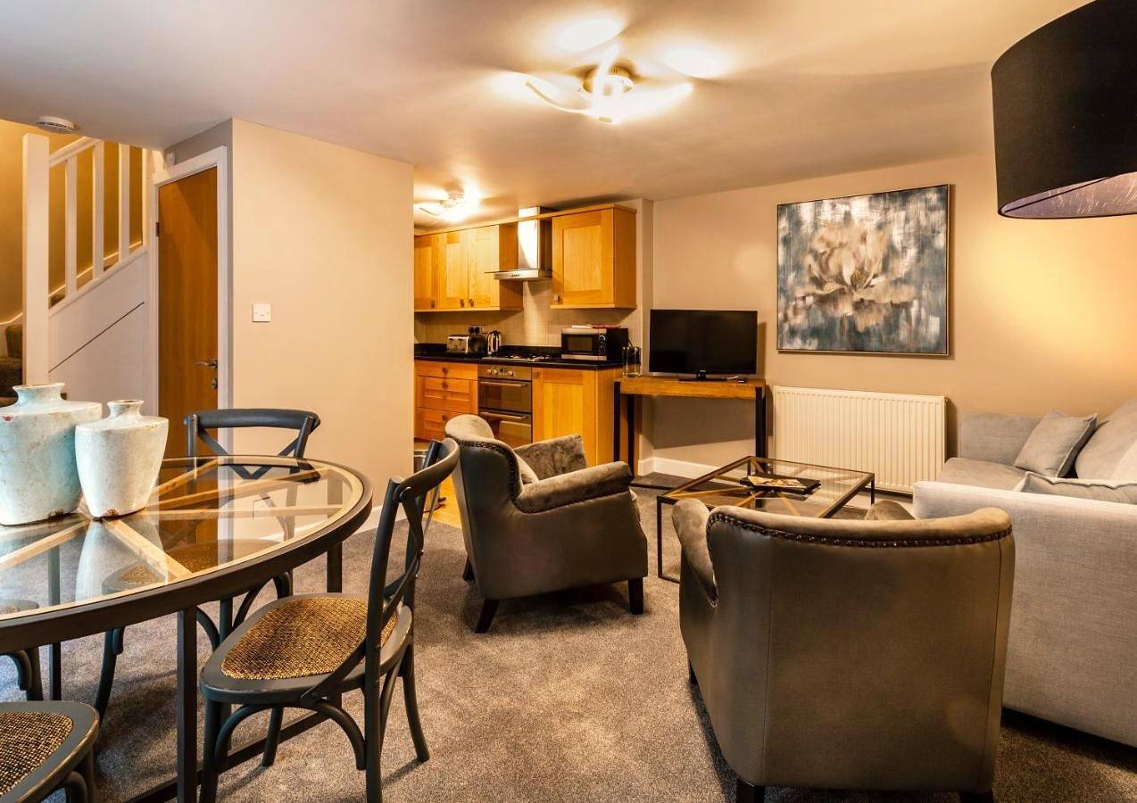 Entire apartment, Apartment - Split Level in Wells, Somerset