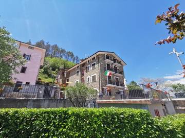 Hôtel pour 4 personnes, avec jardin et piscine à Pignone