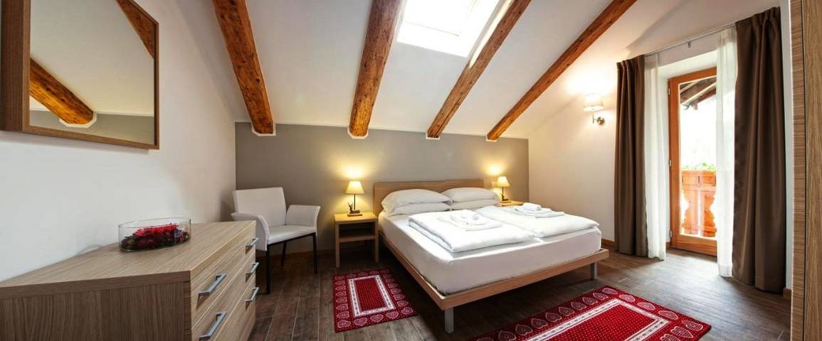 Location de vacances pour 2 personnes, avec vue ainsi que jardin et sauna, animaux acceptés à Sappada - 3