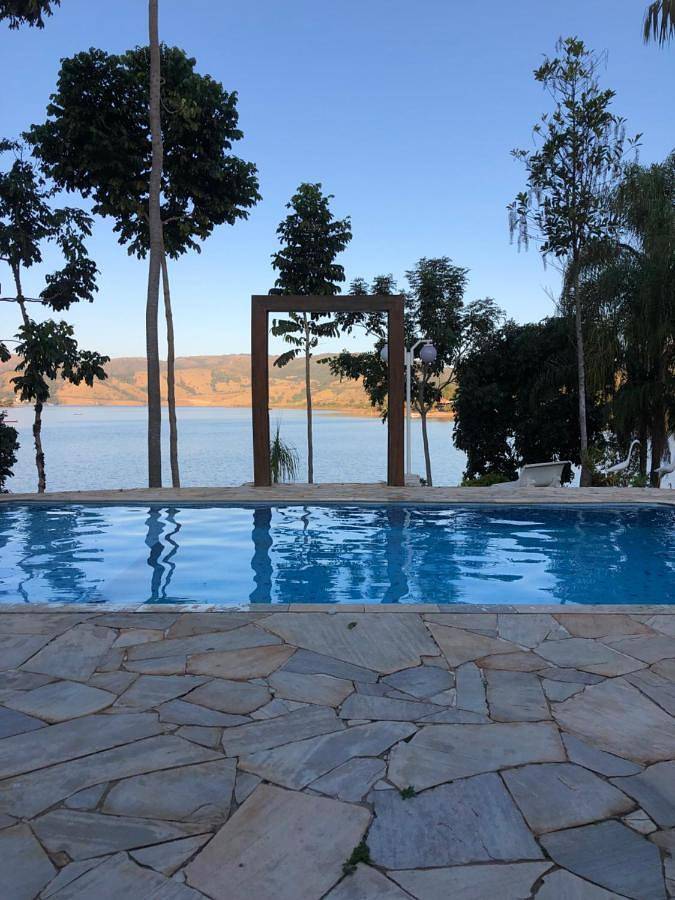 Casas e apartamentos de temporada para 2 pessoas, com jardim e vista e ainda piscina em Capitólio