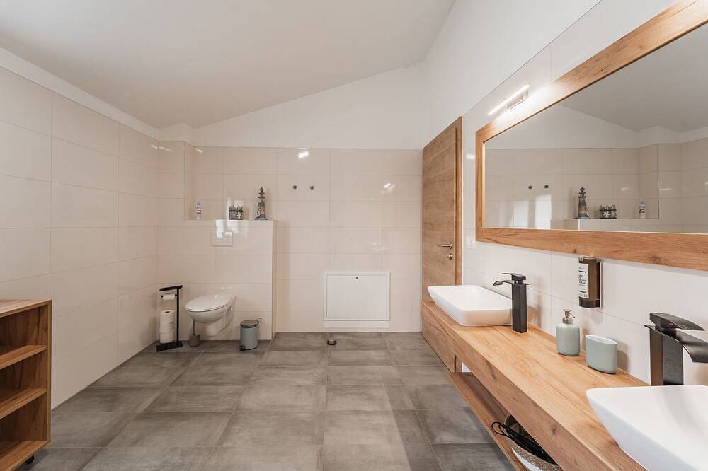 6 Personen Chalet Bergherzerl im Chiemgau. Sommerpool, Whirlpool & Sauna in Inzell, Bayerische Alpen