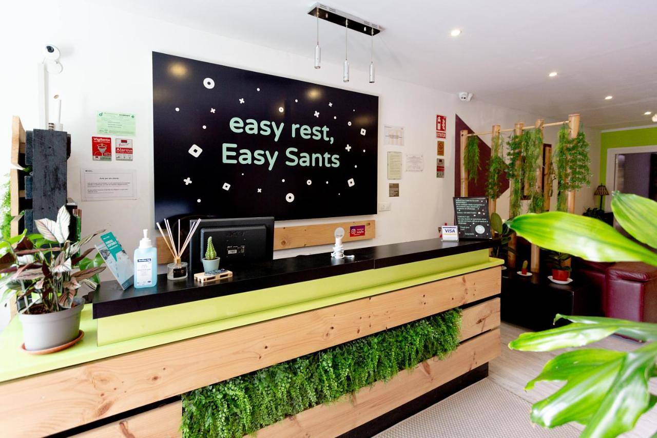 Hostal Easy Sants by Bossh Hotels in Centro Barcelona, Barcelona