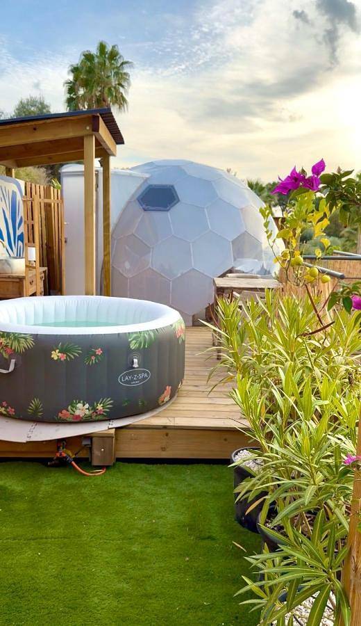 Gîte pour 2 personnes, avec terrasse et jacuzzi dans Allianz Riviera - 4