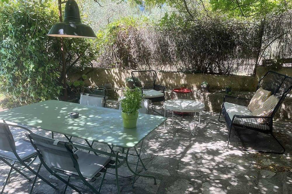 Agréable maison de 65 m2 avec très grande piscine in Aix-en-Provence, Côte méditerranéenne (France)