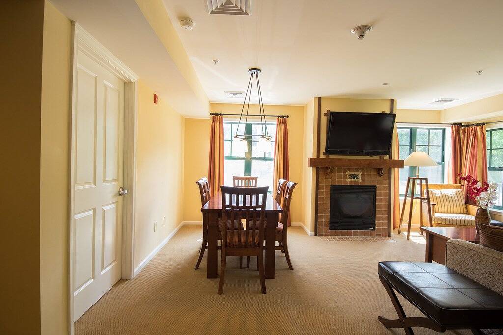 Ganze Wohnung, 2 Schlafzimmer, 2 Bäder Hotel Condo im Mountain Creek Resort in Mountain Creek