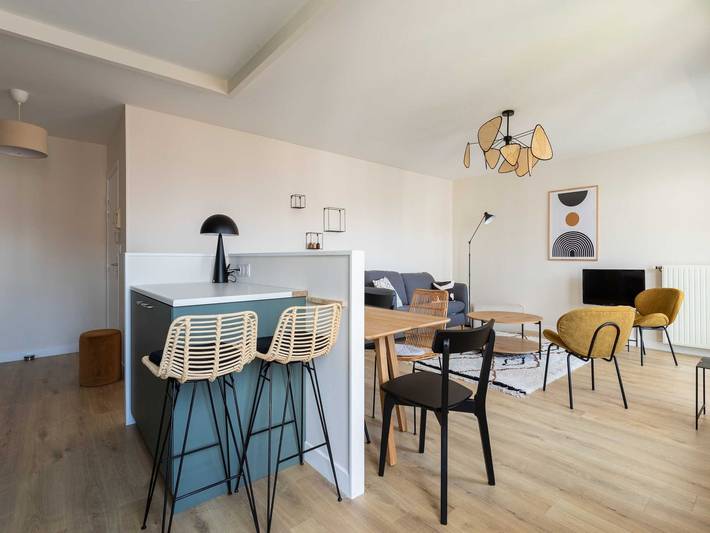 Gîte pour 4 personnes, avec terrasse à Villeurbanne - 2