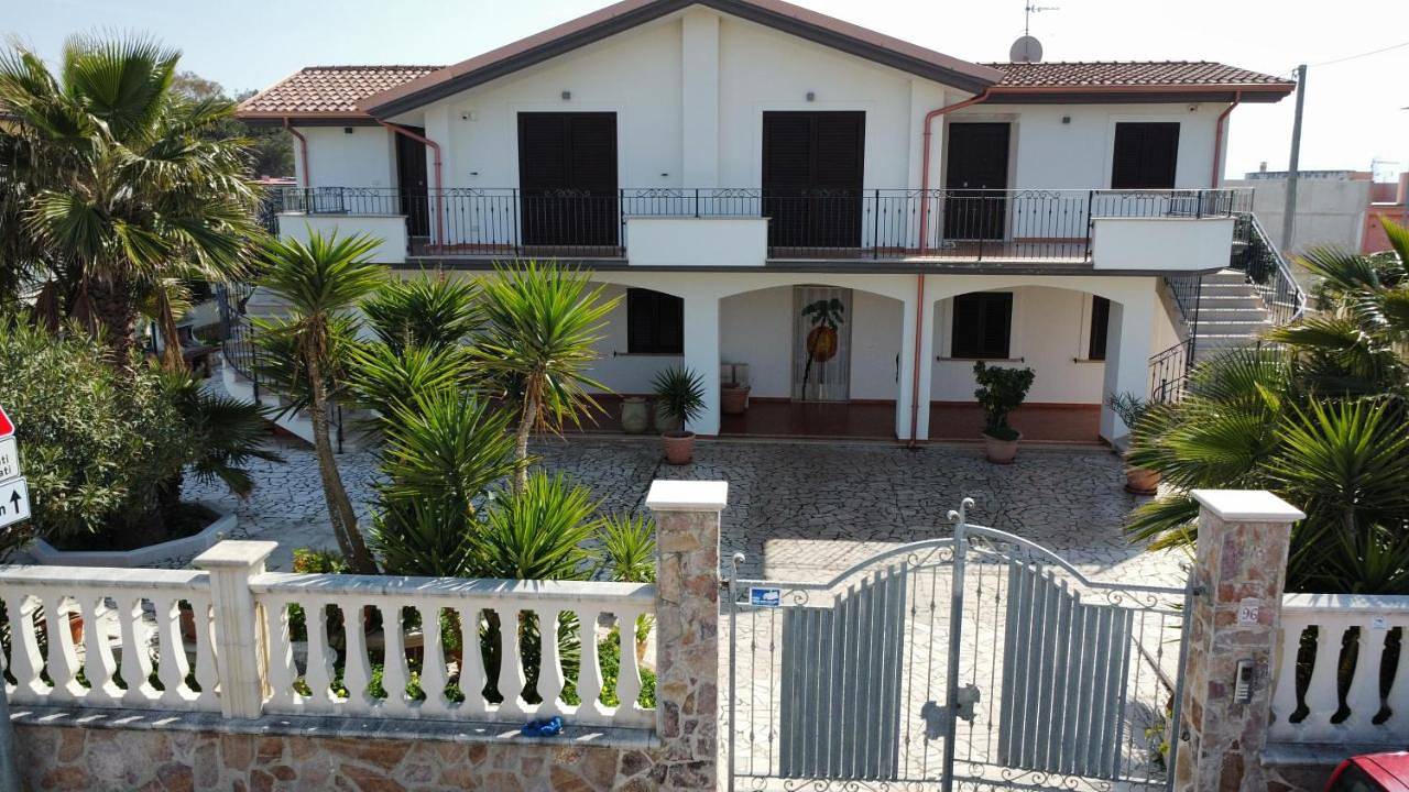 Ganze Wohnung, Two-Bedroom Apartment in Foce Varano, Gargano