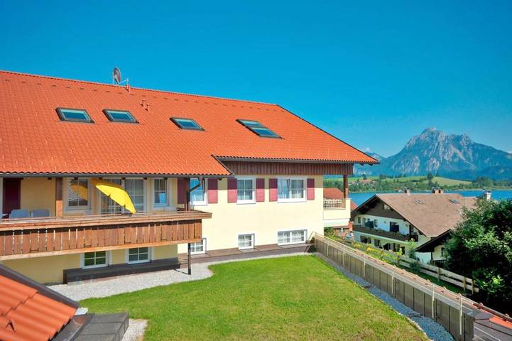 Ferienwohnung für 4 Personen, mit Terrasse am Hopfensee