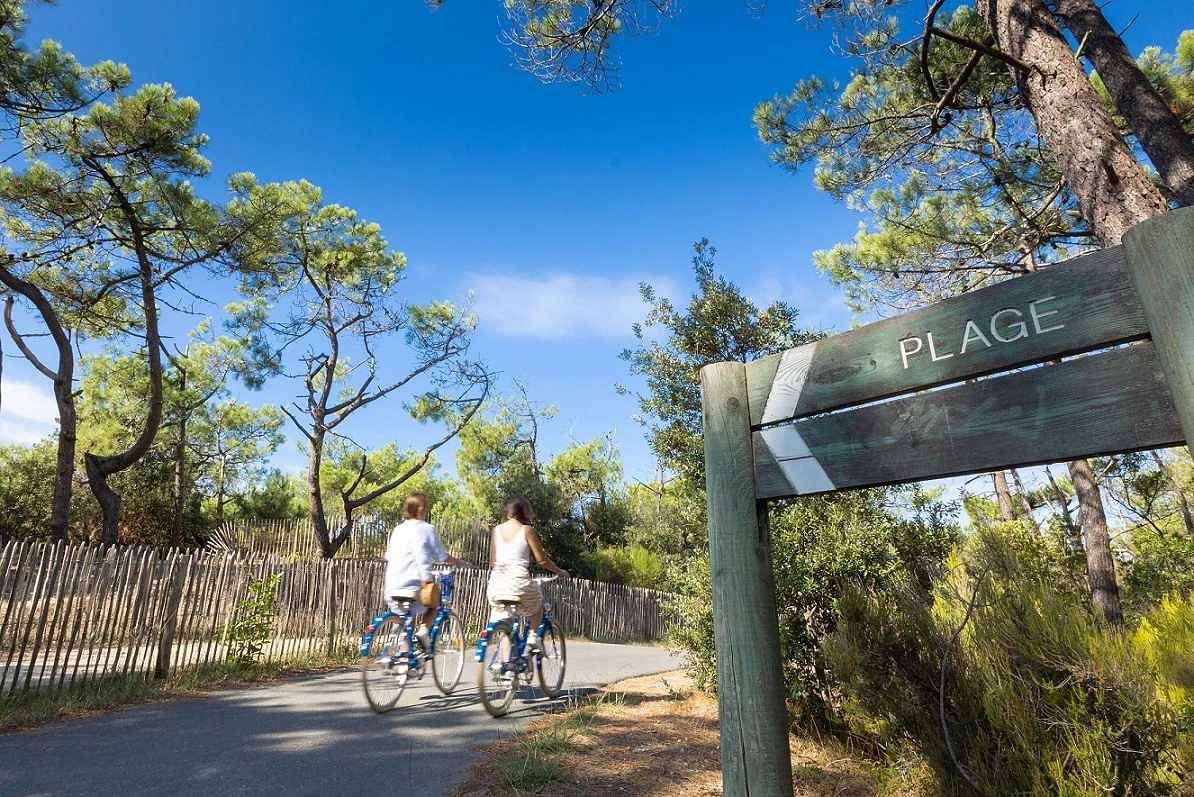 Camping 4 étoiles - Parc aquatique - eeibec in Vendays-Montalivet, Lesparre-Médoc und Umgebung