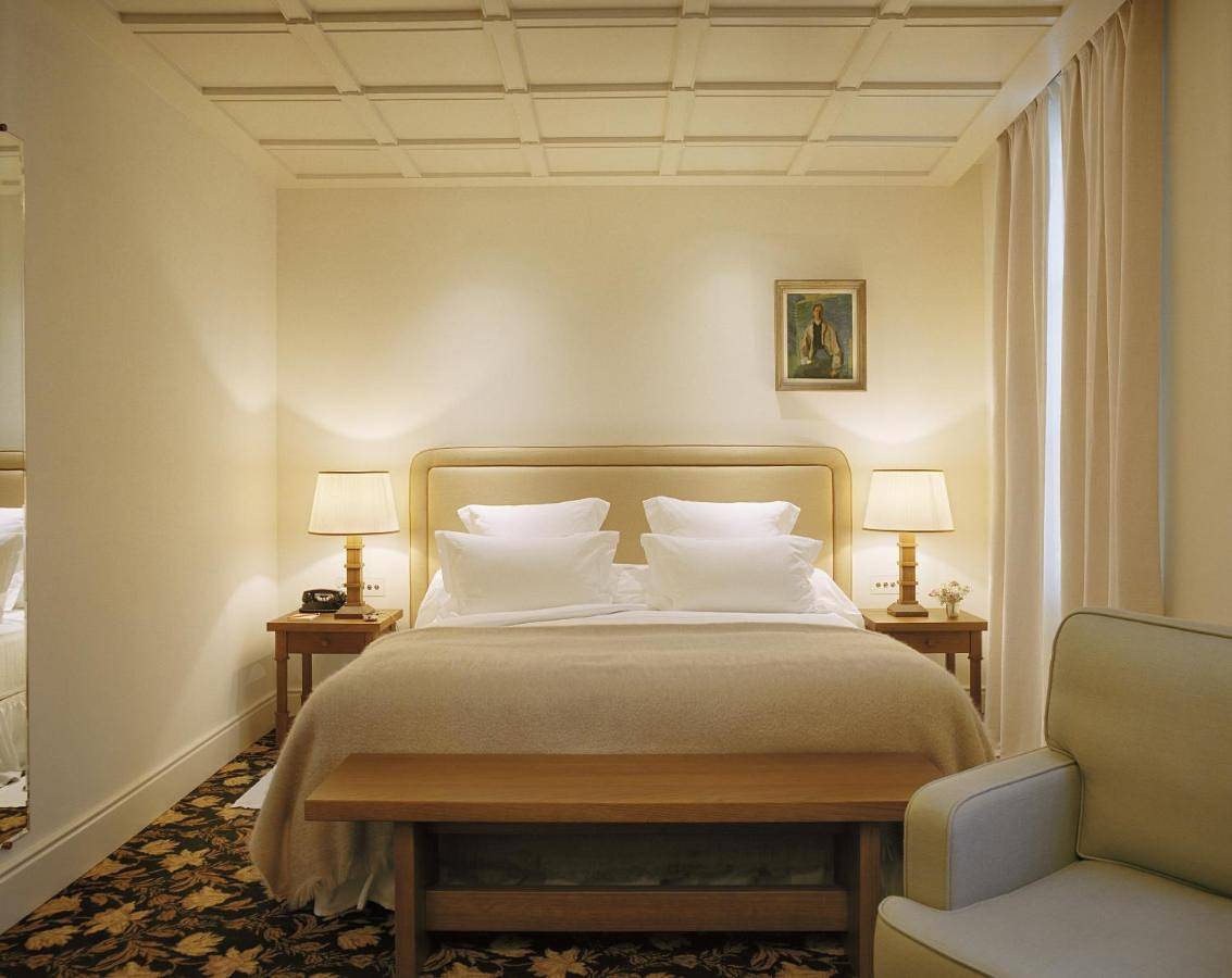 Prestige Room Voltaire in Paris 1er Arrondissement, Paris