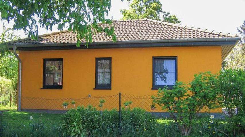 Ferienhaus für 3 Personen, mit Terrasse und Garten in Kenz-Küstrow