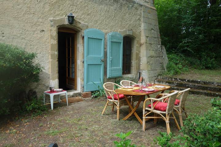 Gîte pour 4 personnes, avec jardin à Appelle
