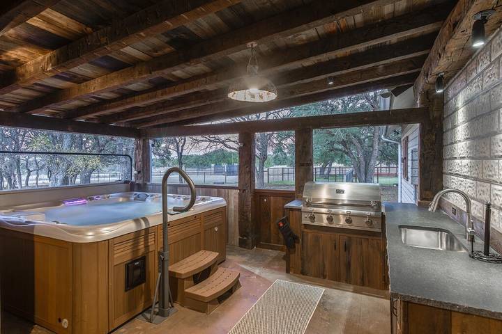 Albergue para 8 personas, con jacuzzi - 1