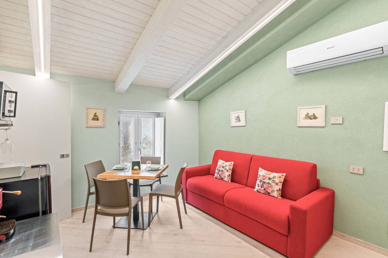 Apartamento entero, Apartamento 'Lucia' con Wi-Fi y aire acondicionado in Ascea, Cilento