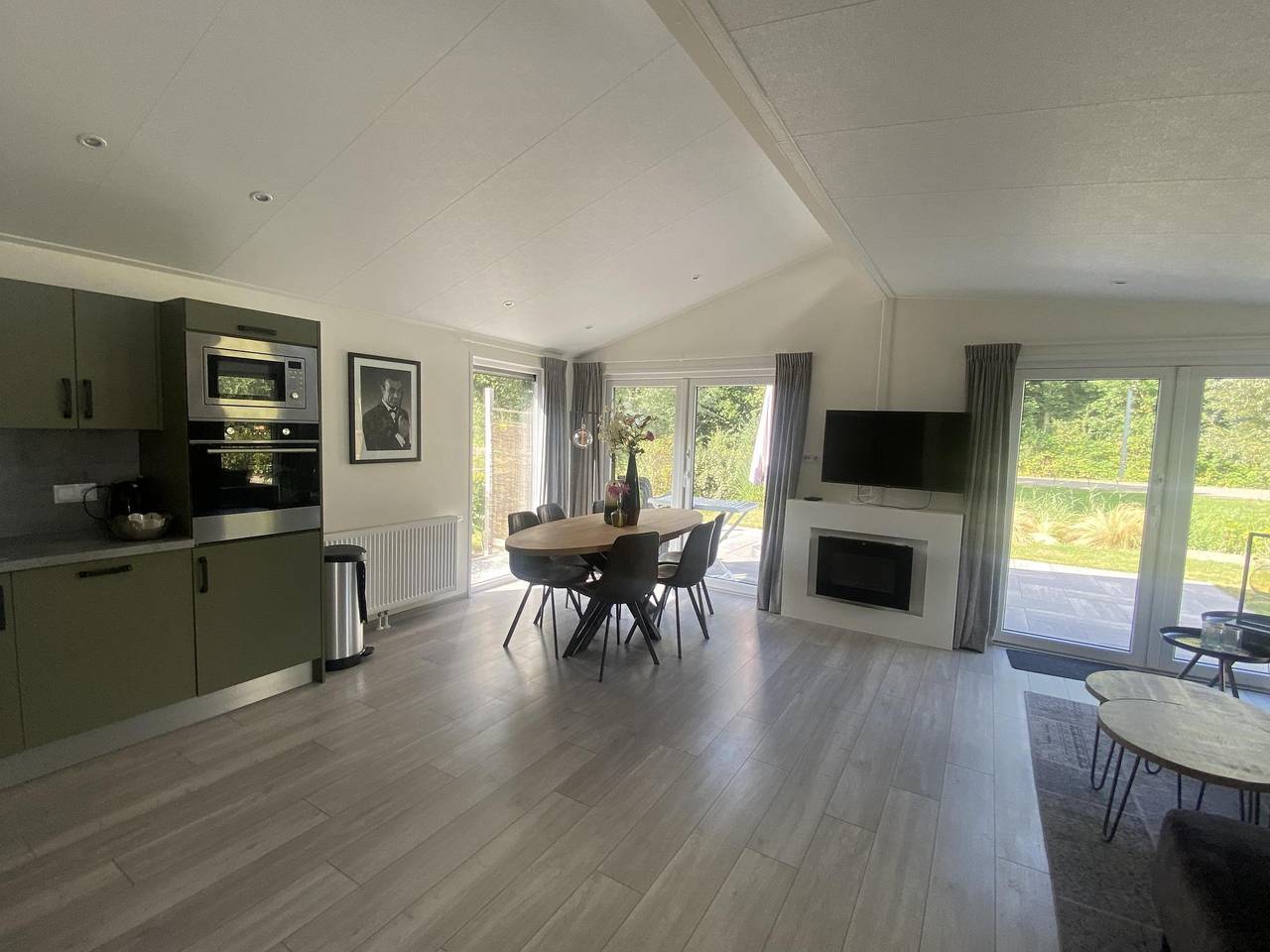 Europarcs Zuiderzee — Hackfort Miva 6 in Veluwemeer