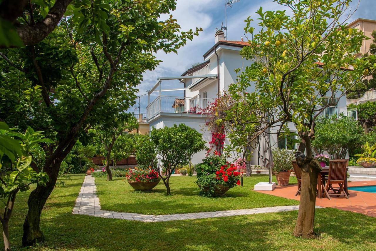 Magnificent Villa Sanremo in San Remo, Sanremo Gemeinde