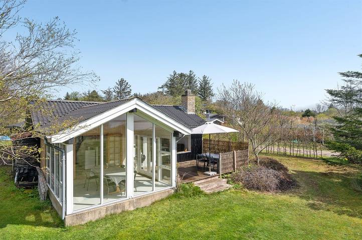Ferienhaus für 6 Personen, mit Garten und Terrasse in Hostrup Strand