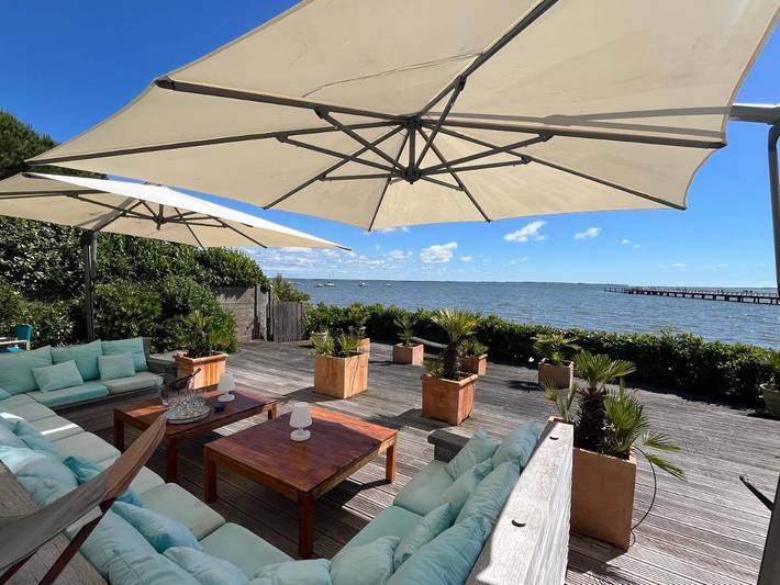 Villa pour 14 personnes, avec vue ainsi que jardin et piscine à Andernos-les-Bains - 2