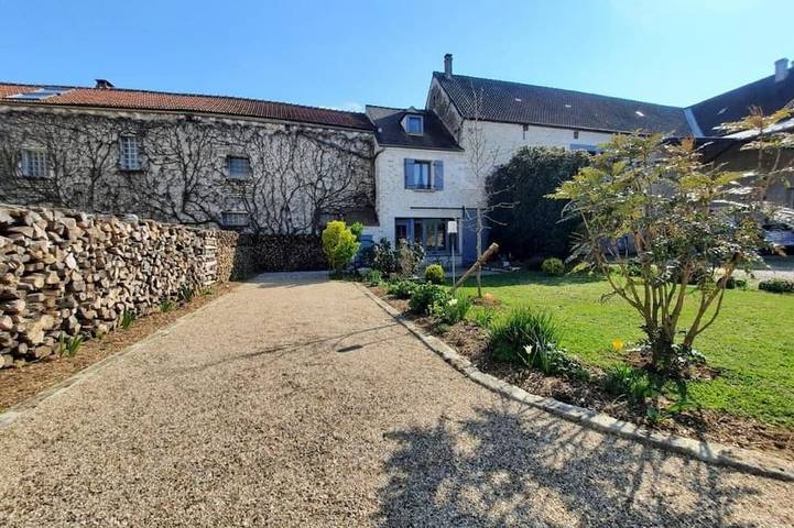 Gîte pour 3 personnes, avec Terrasse