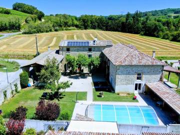 Chambre d’hôte pour 2 personnes, avec piscine à Chanos-Curson