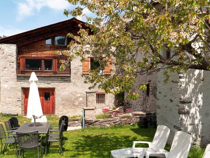 Ferienhaus für 8 Personen, mit Garten in Val Poschiavo