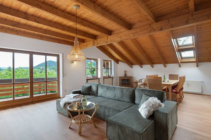 Ferienwohnung für 8 Personen, mit Balkon