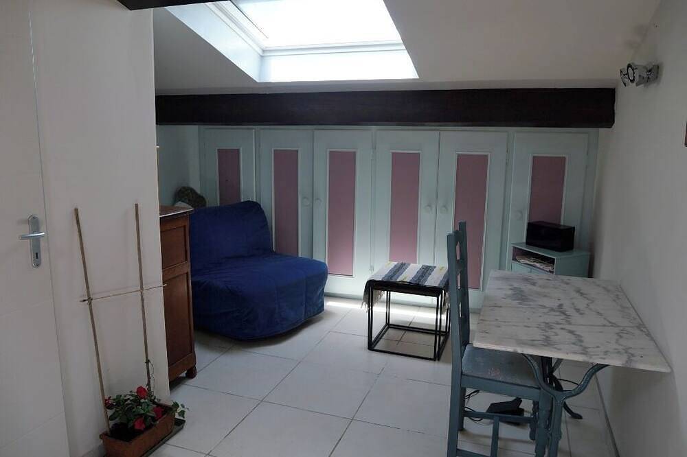 Cantegrel, chambres chez l'habitant 1 à 4 personnes, chiens acceptés. in Lunel-Viel, Côte méditerranéenne (France)