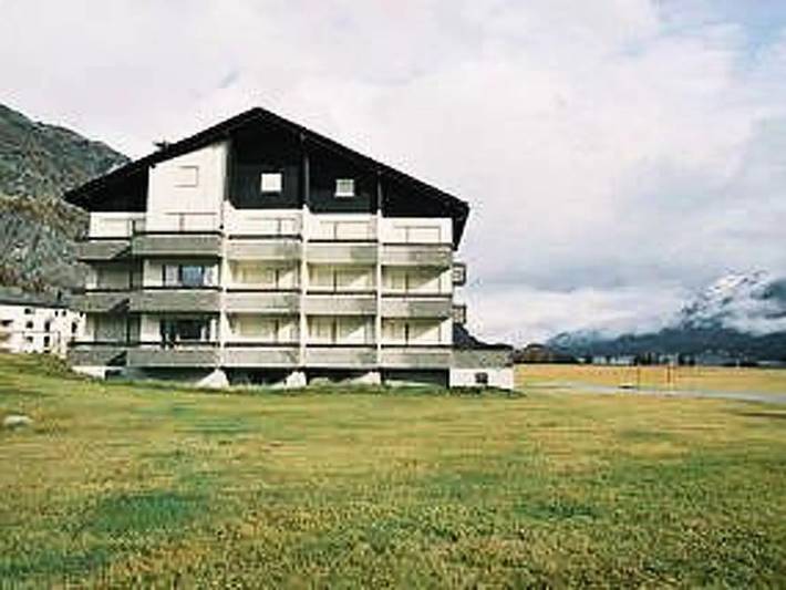 Gîte pour 2 personnes, avec jardin dans Sils Maria - 3