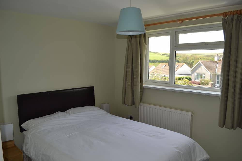 Familien- und haustierfreundlicher Bungalow mit Garten im hübschen kornischen Fischerdorf in Porthleven, Cornwall