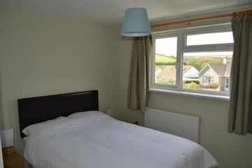 Holiday Home for 5 People in Porthleven, Cornwall, Photo 2
