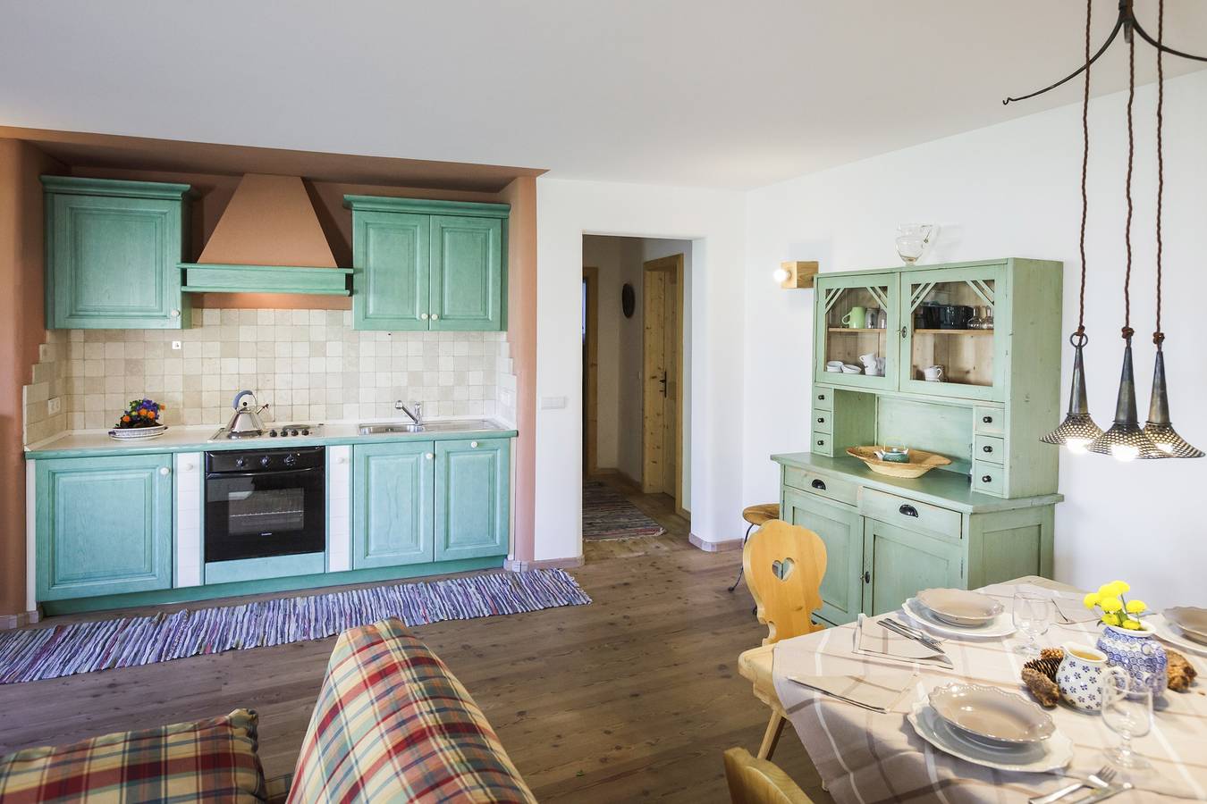 Appartamento in un elegante chalet con interni in legno, Wi-Fi e giardino  in La Valle, Dolomiti Superski