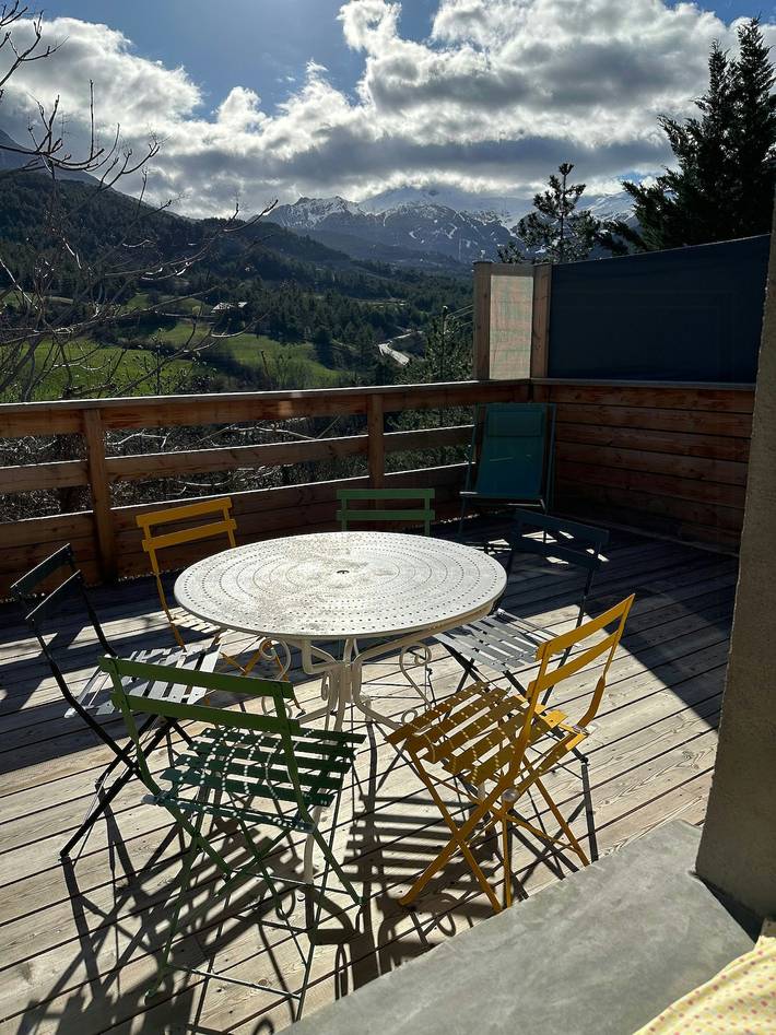 Charmantes Haus mit Blick auf die Hautes Alpes in Baratier, Nationalpark Écrins