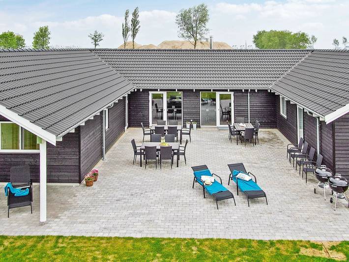 Ferienhaus für 20 Personen, mit Terrasse und Sauna sowie Pool, mit Haustier in Olpenitz - 3