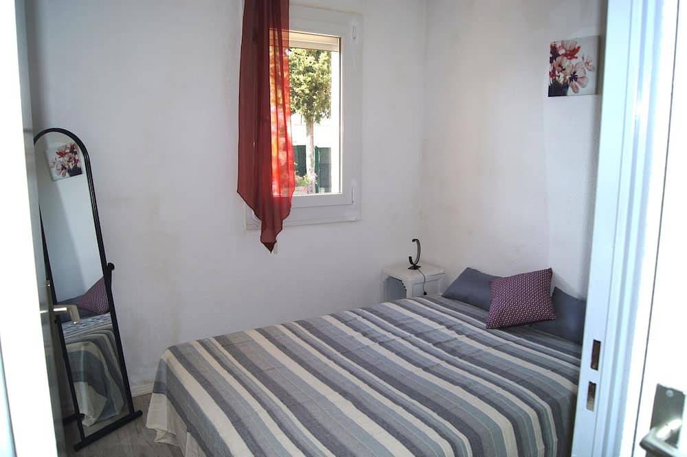 Appartement entier, Lara 2 - T2 Balcon Piscine Lit double & clic-clac  Parking privatif in Cap d'Agde, Agde