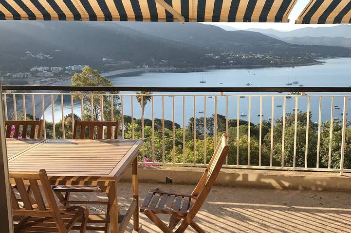 Family villa in Corsica with fabulous sea views in Sagone, Vico
