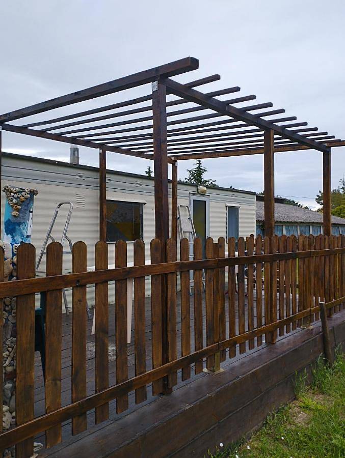 Maison de campagne pour 4 personnes, avec vue et piscine ainsi que jardin et terrasse à Barjac - 2