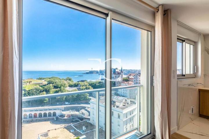 Gîte pour 6 personnes, avec balcon dans Plage du Port-Vieux - 4