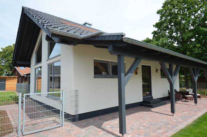 Ferienhaus für 6 Personen, mit Terrasse und Garten in Fuhlendorf