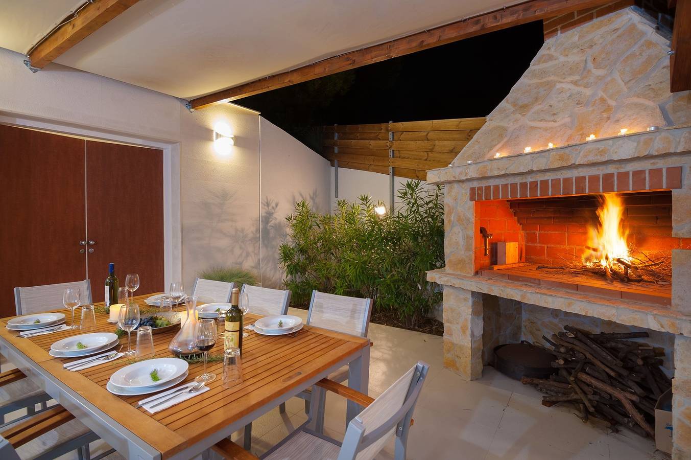 Luxury Beachfront Villa Blue Star Brac with Pool in Milna, Brac