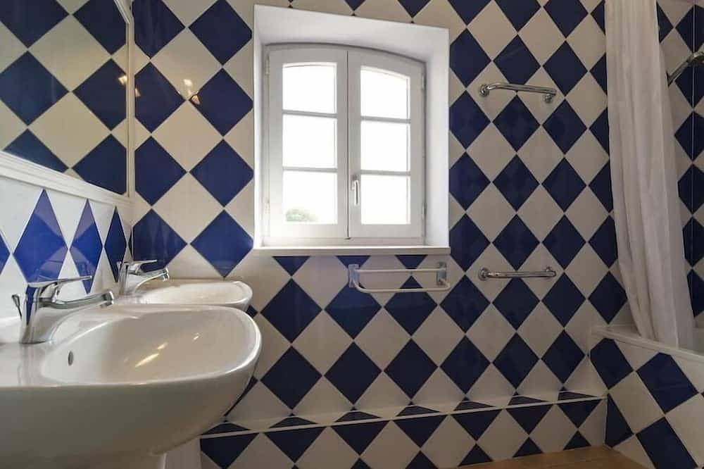 Ganze Wohnung, Apartment-Villa-Ensuite-Gartenblick-Gîte Le Ramonétage in Salles-d'Aude, Narbonne und Umgebung