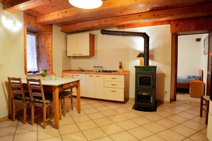 Gîte pour 6 personnes, avec vue et terrasse à Campertogno